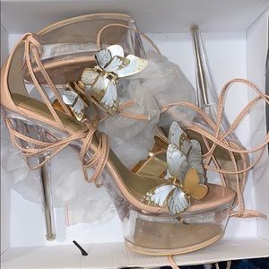 Platform butterfly heels